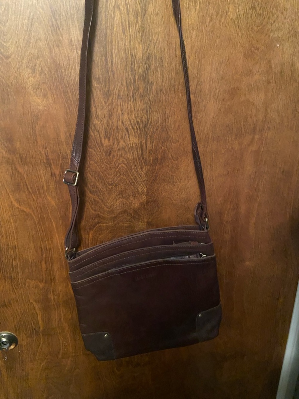 Classic Dark Brown Leather Crossbody Bag - Everyday Casual Carry